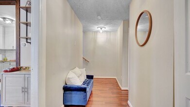 15 Averill Ave in Rochester, NY - Building Photo - Building Photo