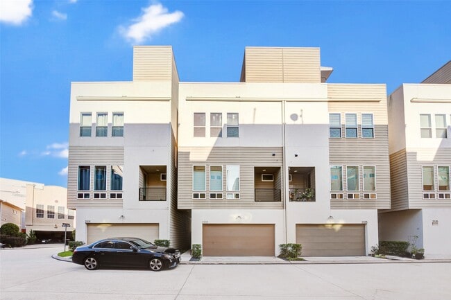 2333 Sperber Ln in Houston, TX - Foto de edificio - Building Photo