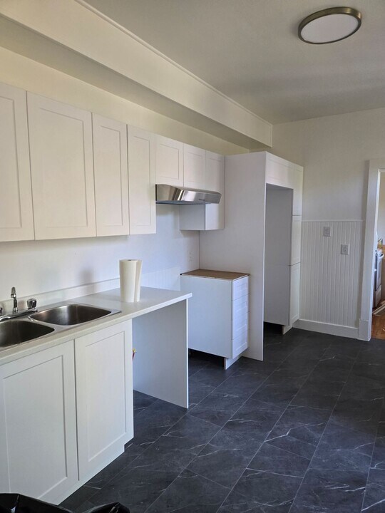 1423 Bennett Av in Montréal, QC - Building Photo
