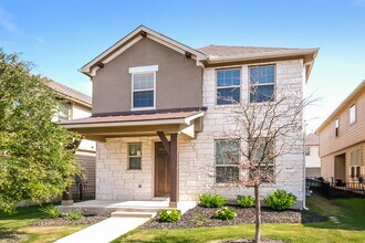 200 Diamond Point Dr in Dripping Springs, TX - Building Photo - Building Photo