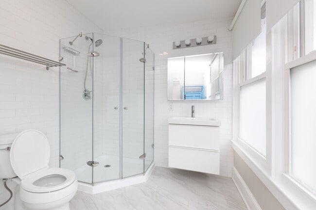 1234 Owen Pl NE in Washington, DC - Building Photo - Building Photo