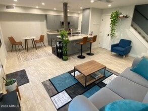 7838 E Keim Dr in Scottsdale, AZ - Foto de edificio - Building Photo