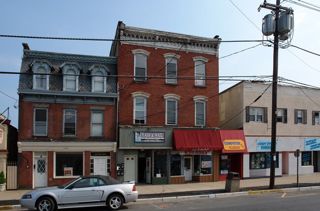 65 E Washington Ave in Washington, NJ - Building Photo - Building Photo