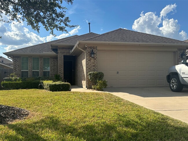 property at 8122 Fairfield Mnr Wy