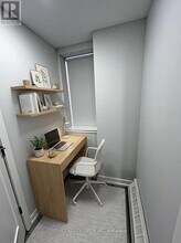 15 Walmer Rd in Toronto, ON - Building Photo - Building Photo