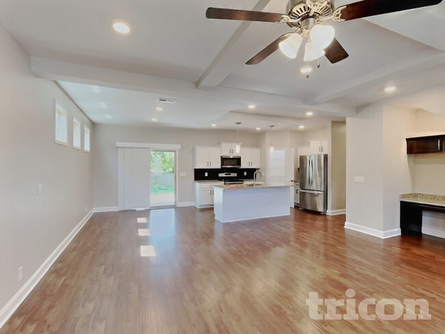 124 Lucerne Ln in Clarksville, TN - Building Photo - Building Photo