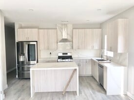 1348 Carmona Ave, Unit 1 in Los Angeles, CA - Building Photo