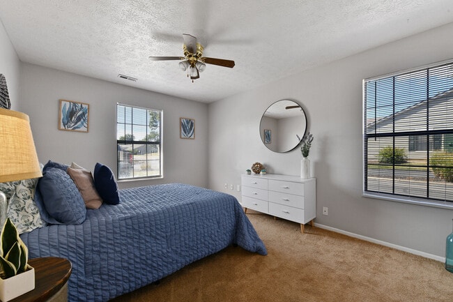 Oak Run Apartments in Columbus, OH - Foto de edificio - Building Photo