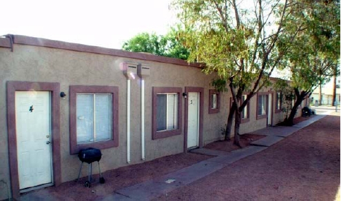 Adams Fourplex in Phoenix, AZ - Building Photo