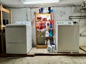 5 Olive St, Unit 4 in Boston, MA - Foto de edificio - Building Photo