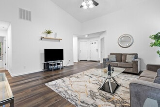 13847 Catalina Dr in Fishers, IN - Foto de edificio - Building Photo