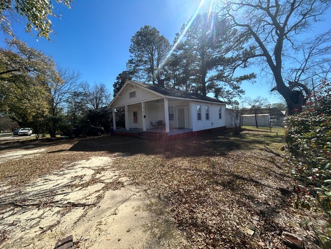 219 Gadsden St in Columbia, SC - Building Photo - Building Photo