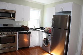 81 Florence St, Unit 1 in Boston, MA - Building Photo - Building Photo