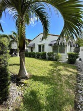 645 Lenox Ave. in Miami Beach, FL - Building Photo - Building Photo