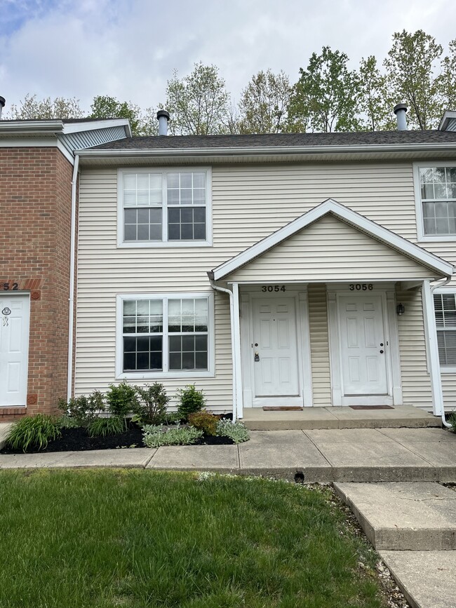 property at 3054 Colony Ln