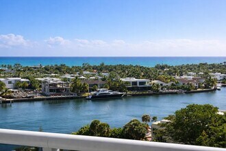 20505 E Country Club Dr, Unit 1037 in Aventura, FL - Building Photo - Building Photo