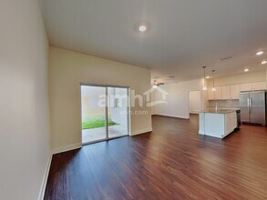 33901 Widman Way in Zephyrhills, FL - Building Photo - Building Photo