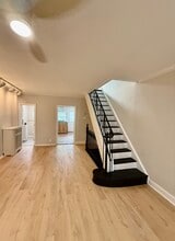 2322 S Hutchinson St in Philadelphia, PA - Building Photo - Building Photo