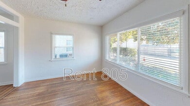 45 Barry Dr in Ventura, CA - Building Photo - Building Photo