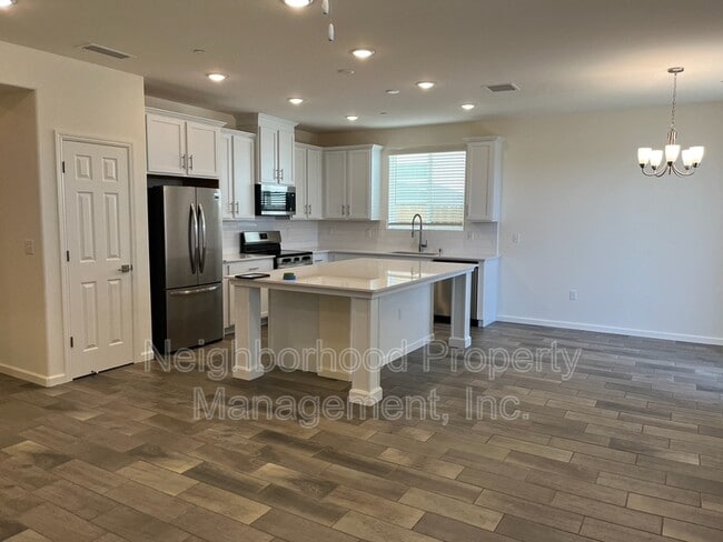 property at 6550 E Carmen Ave