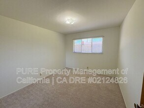 1432 Weaverly Dr in Petaluma, CA - Building Photo - Building Photo