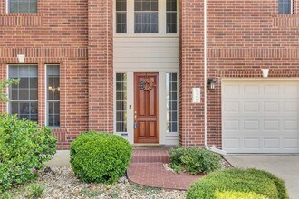 308 Chesapeake Bay Ln S in Austin, TX - Building Photo - Building Photo