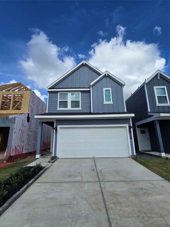 property at 2809 Milton Ldg Ln