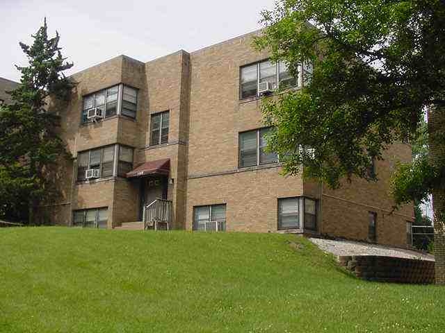 1302 20th St in Rock Island, IL - Building Photo