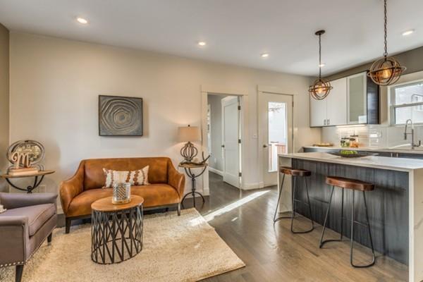 property at 18 Rush St