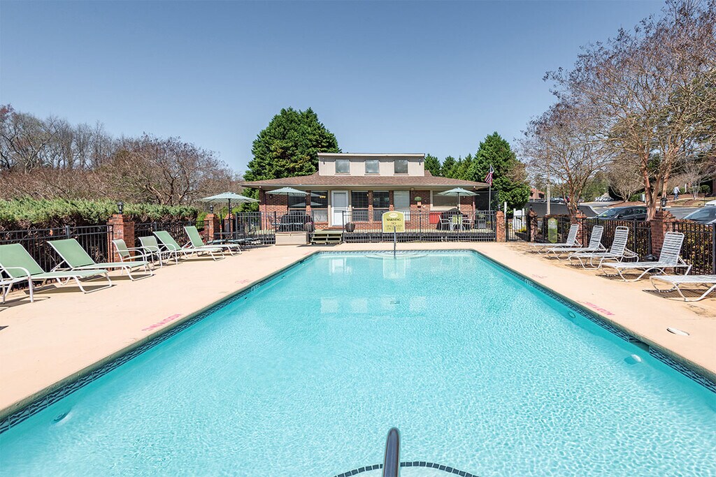 Cross Creek Cove Fayetteville, NC Apartments