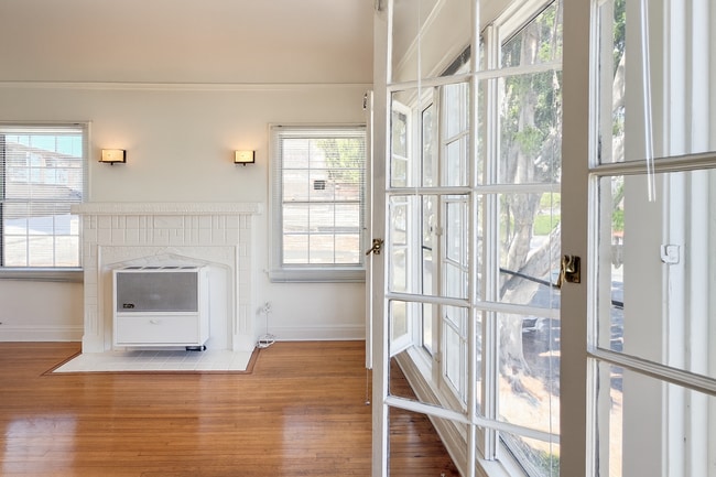 property at 649 N Irving Blvd