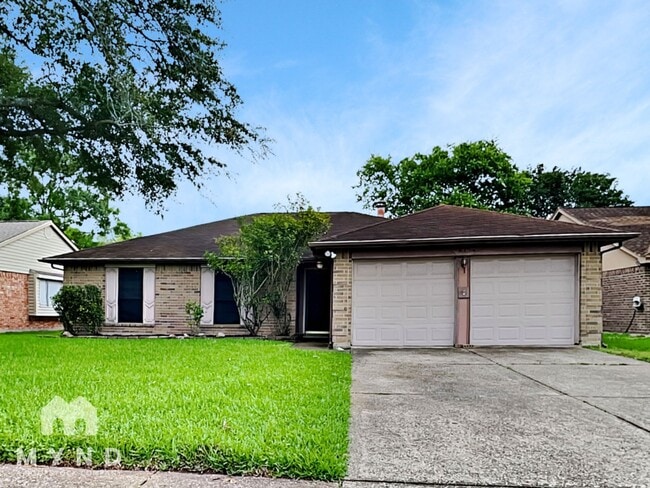property at 16754 Manowar Ln