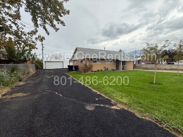 803 E 9990 S in Sandy, UT - Building Photo - Building Photo