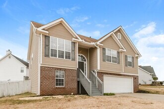 553 Ransom Way, Unit 10-10-536 in Stockbridge, GA - Foto de edificio - Building Photo
