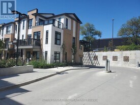 160 Canon Jackson Dr in Toronto, ON - Building Photo