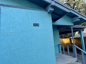 7528 NE 3rd Ct in Miami, FL - Building Photo - Building Photo