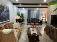 840 Threadneedle St photo'