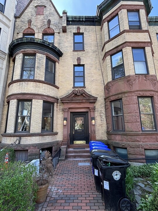 1485 Beacon St, Unit 2 in Brookline, MA - Building Photo