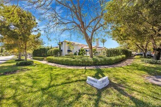 4504 Alhambra Cir in Coral Gables, FL - Building Photo - Building Photo