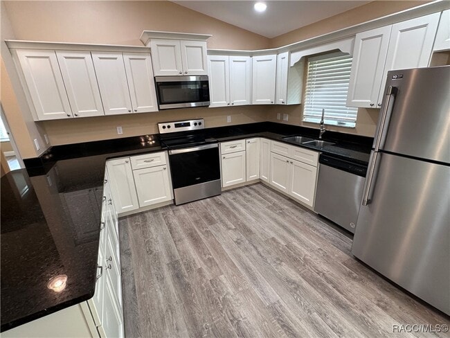 7779 N Triana Dr in Citrus Springs, FL - Building Photo - Building Photo