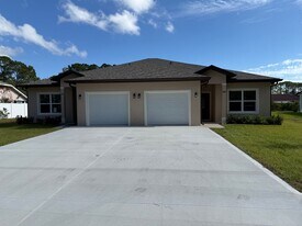 9 Ullemay Ct in Palm Coast, FL - Building Photo