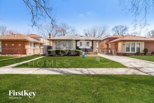 14621 Dorchester Ave in Dolton, IL - Building Photo