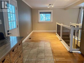 7 Robmar St in Whitby, ON - Building Photo - Building Photo