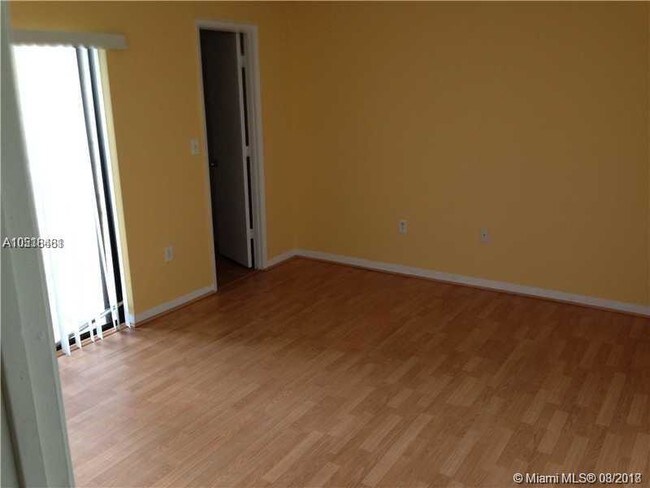 10370 SW 220th St-Unit -229 in Cutler Bay, FL - Building Photo - Building Photo