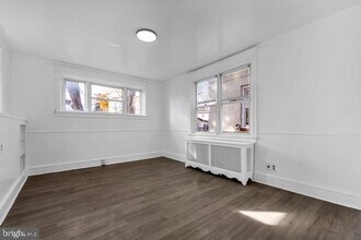 244 Wabash Ave in Lansdowne, PA - Building Photo - Building Photo