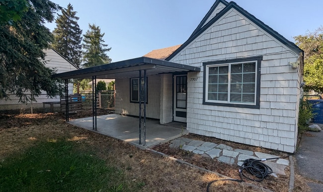 property at 7307 E Euclid Ave
