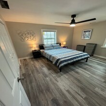 1411 Clairmont Rd in Decatur, GA - Foto de edificio - Building Photo