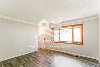 34521 Harroun St in Wayne, MI - Building Photo - Building Photo