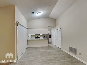10983 Morning Dove Dr in Hampton, GA - Building Photo - Building Photo