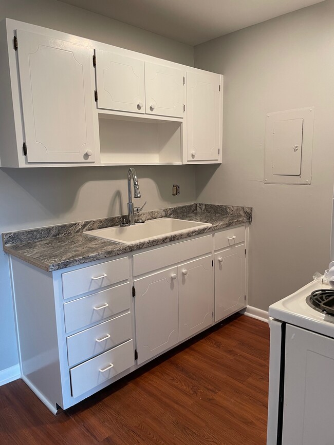 2601 Hillsboro Pike, Unit C-11 in Nashville, TN - Foto de edificio - Building Photo